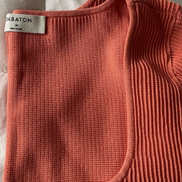 Coral Sculpt knit square neck - Picture 2 of 2